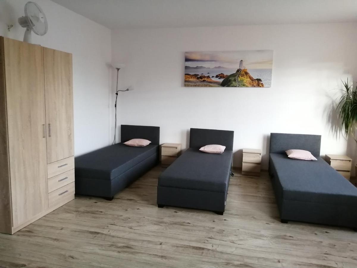 Ferienwohnung U Zbyszka Kamienna Gora Exterior foto