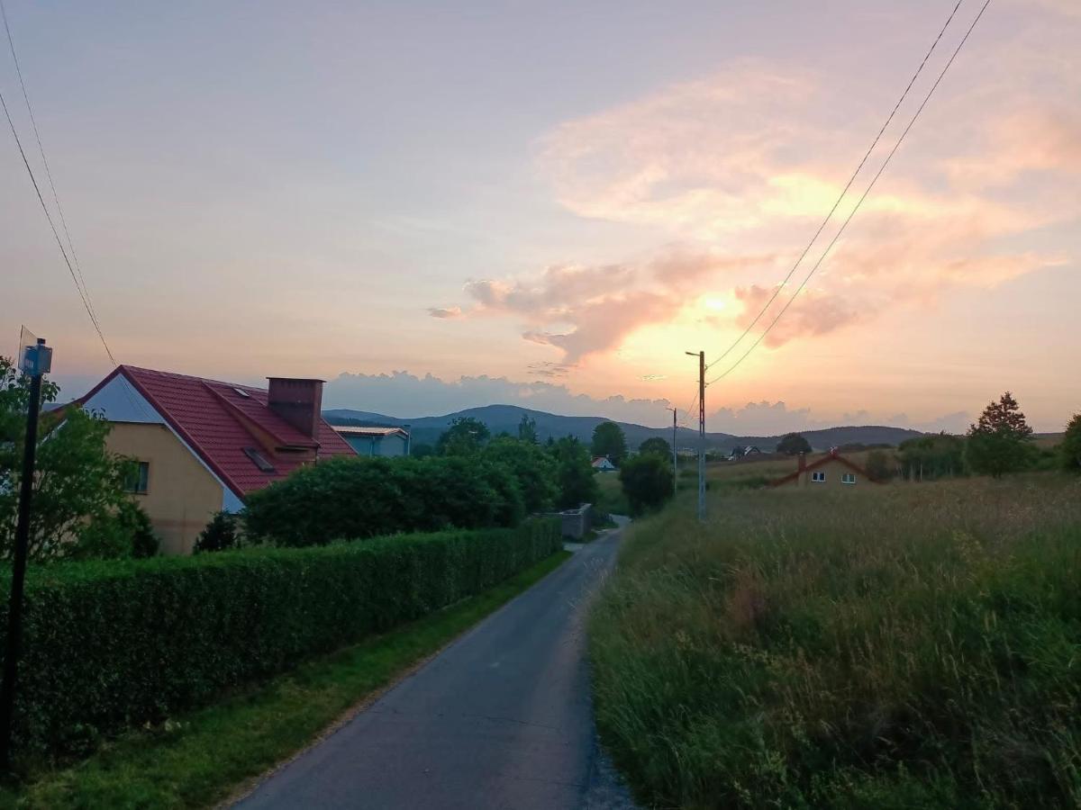 Ferienwohnung U Zbyszka Kamienna Gora Exterior foto