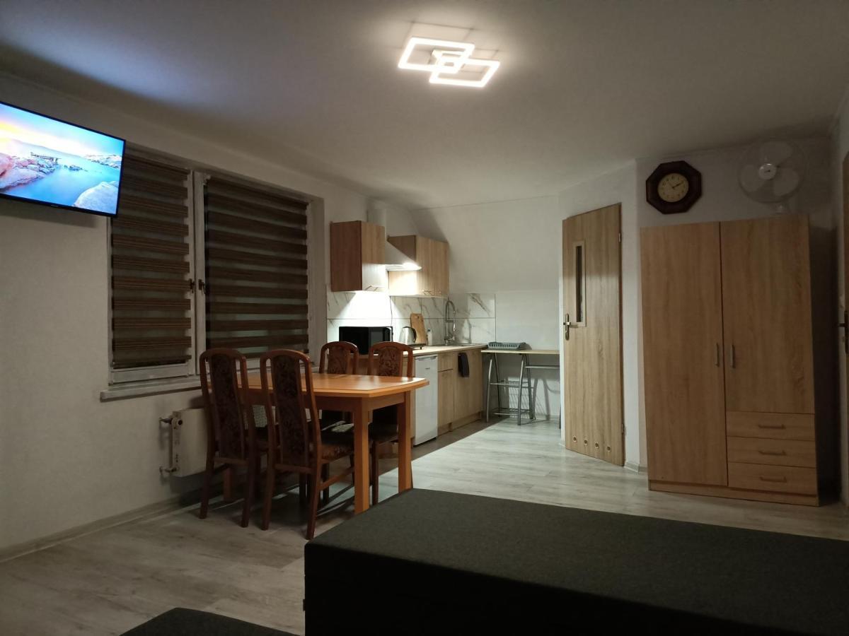 Ferienwohnung U Zbyszka Kamienna Gora Exterior foto