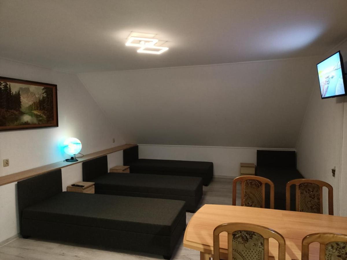 Ferienwohnung U Zbyszka Kamienna Gora Exterior foto