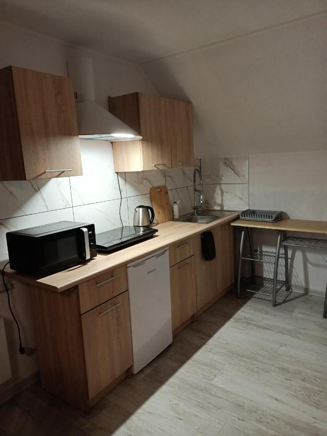 Ferienwohnung U Zbyszka Kamienna Gora Exterior foto